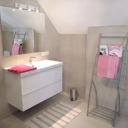 A L'oree Du Bois Hamoir