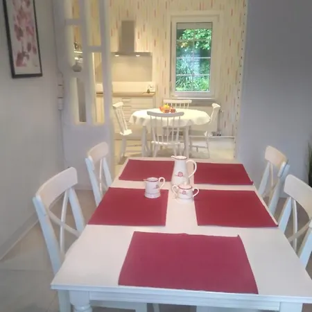 A L'orée Du Bois Hébergement de vacances *